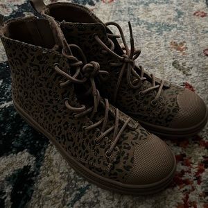 Women’s boots